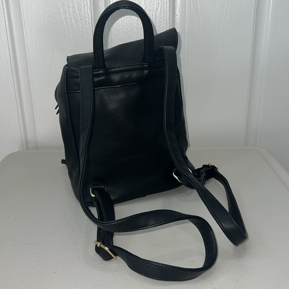 Mossimo Backpack - Picture 3 of 4